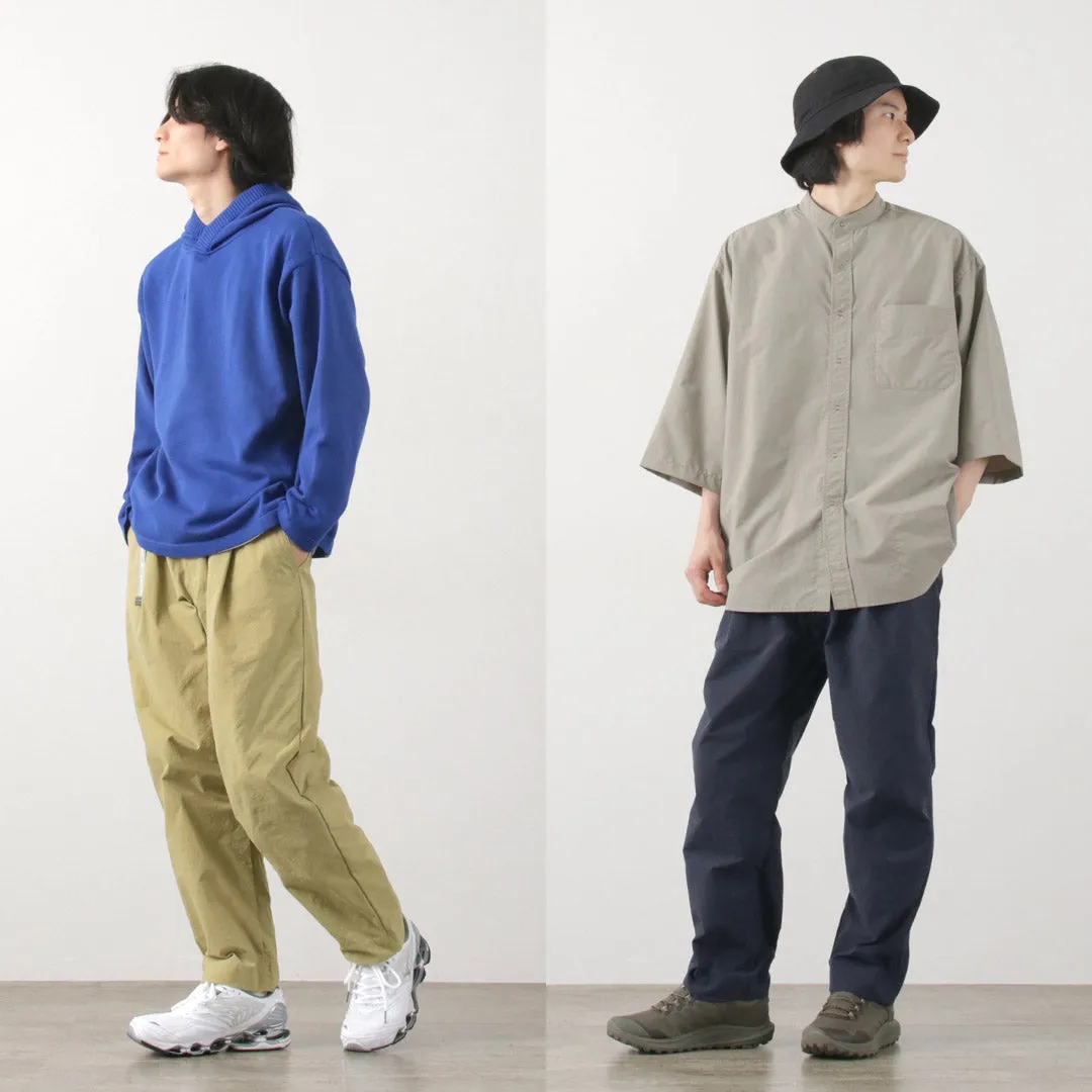 AND WANDER / Nylon Chino Tucked Tapered Pants