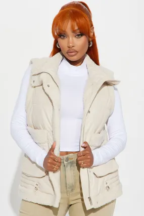 Aspen Glow Puffer Vest - Cream