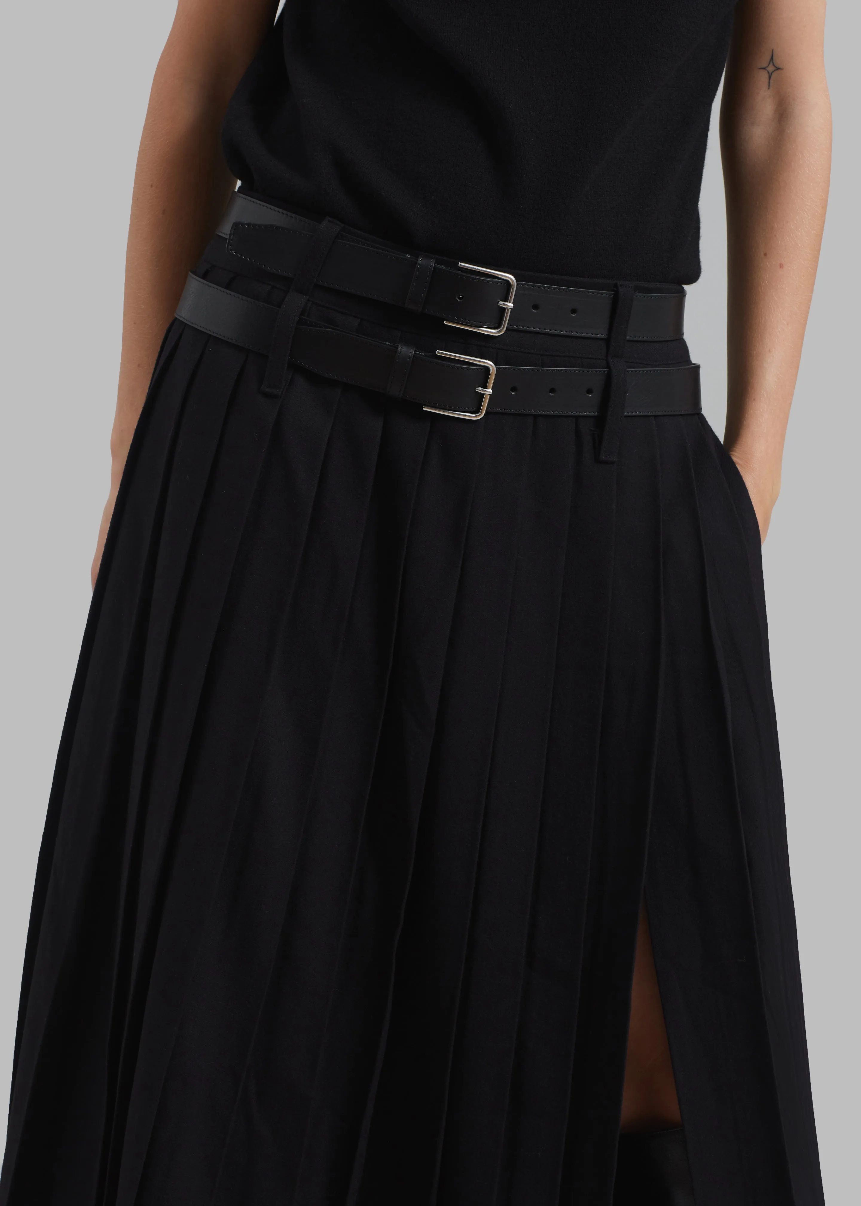 Bailey Long Pleated Skirt - Black