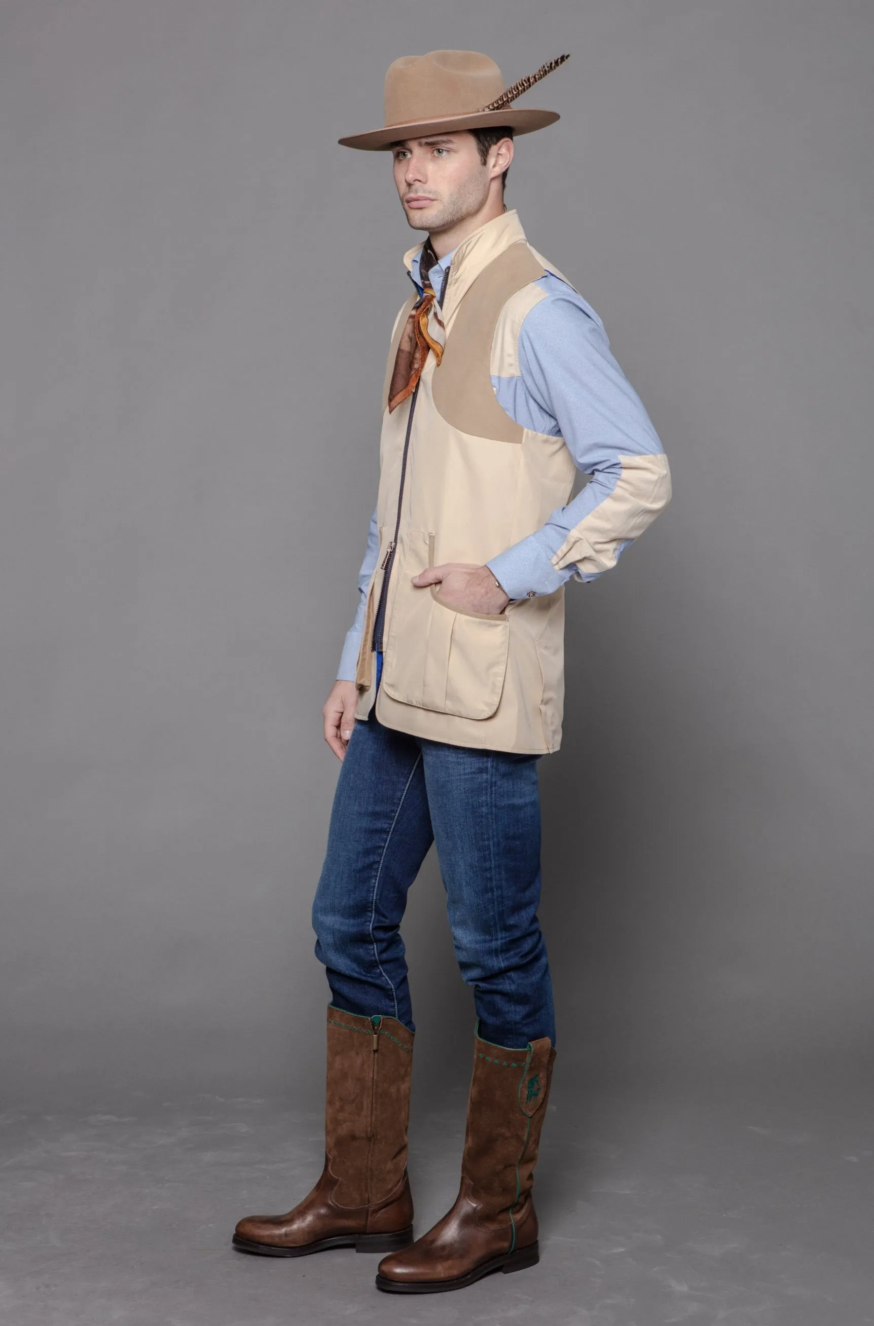 Banks Field Vest in Tan Nylon