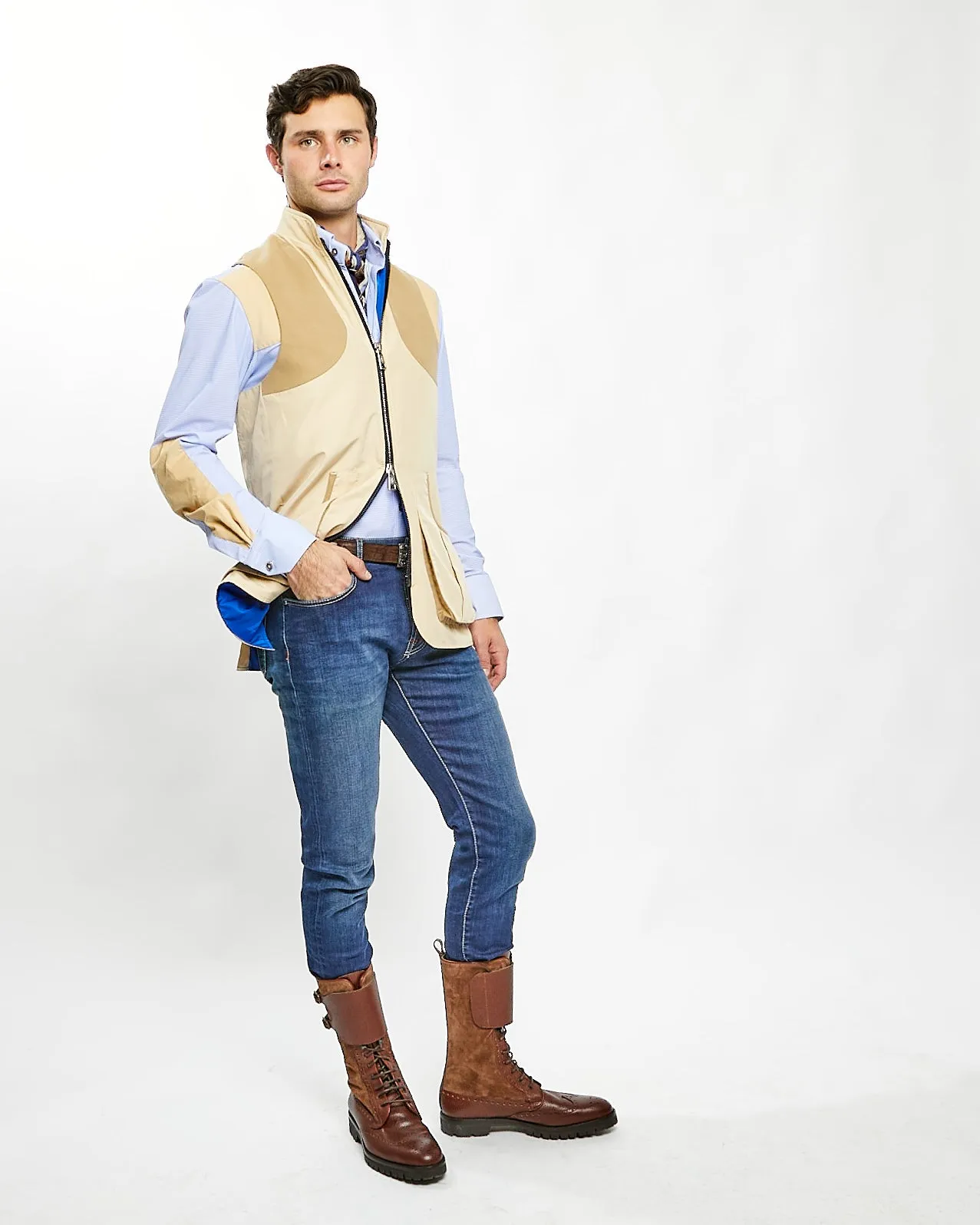 Banks Field Vest in Tan Nylon