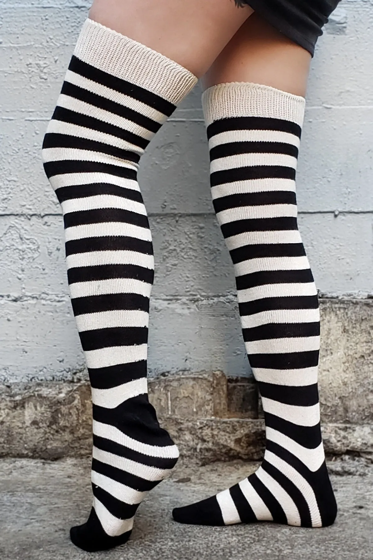 Horizontal Striped Cotton Socks - wide stripe