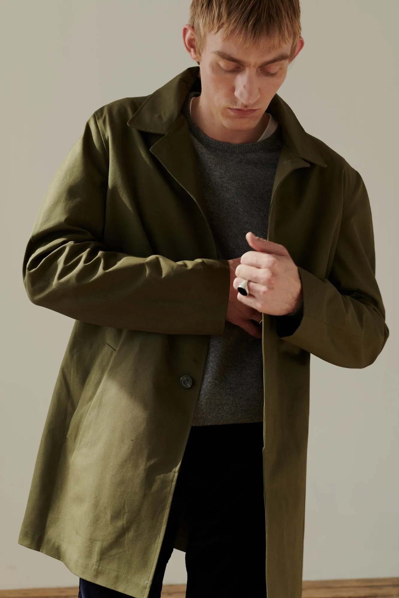 Men's Raincoat - Olive