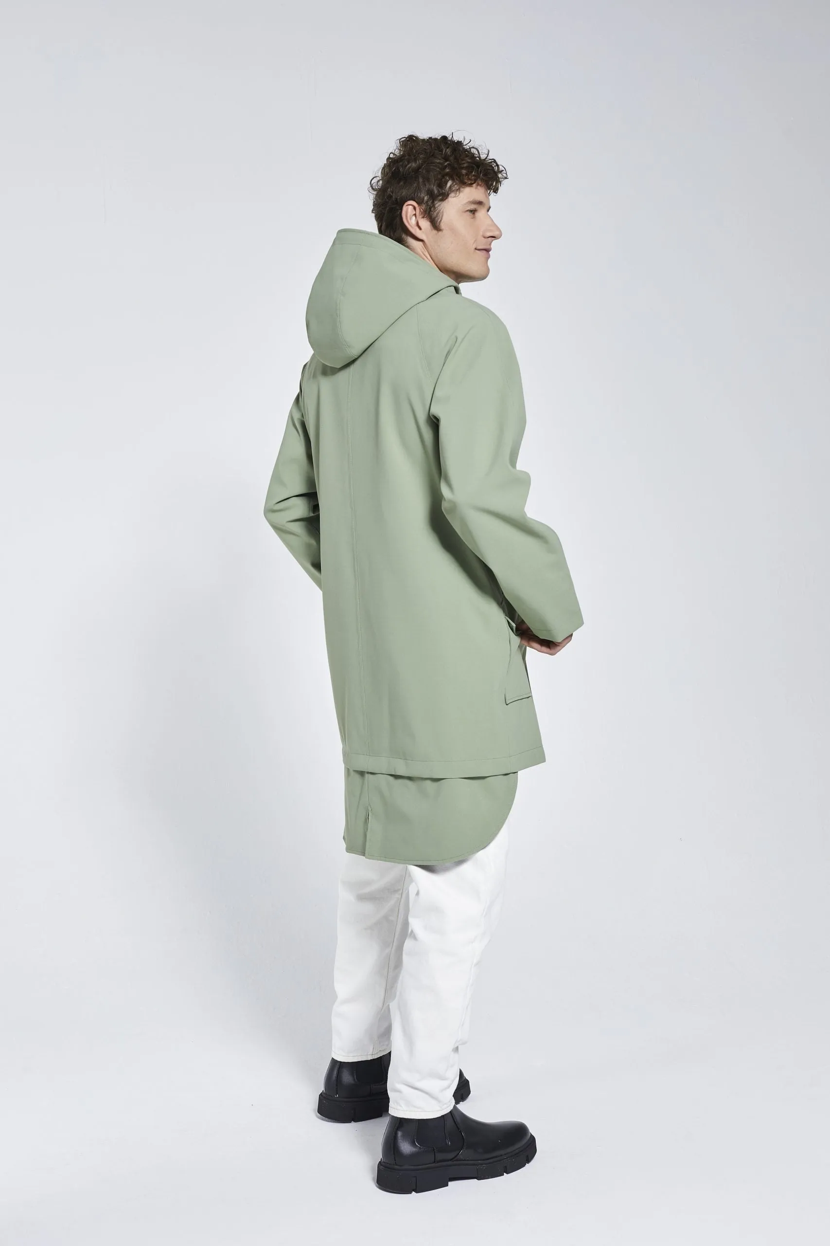 OLIVE CITY RAINCOAT - recycled materials