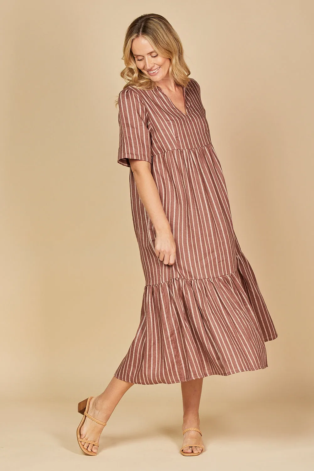 Sabre Linen V-Neck Dress in Nutmeg