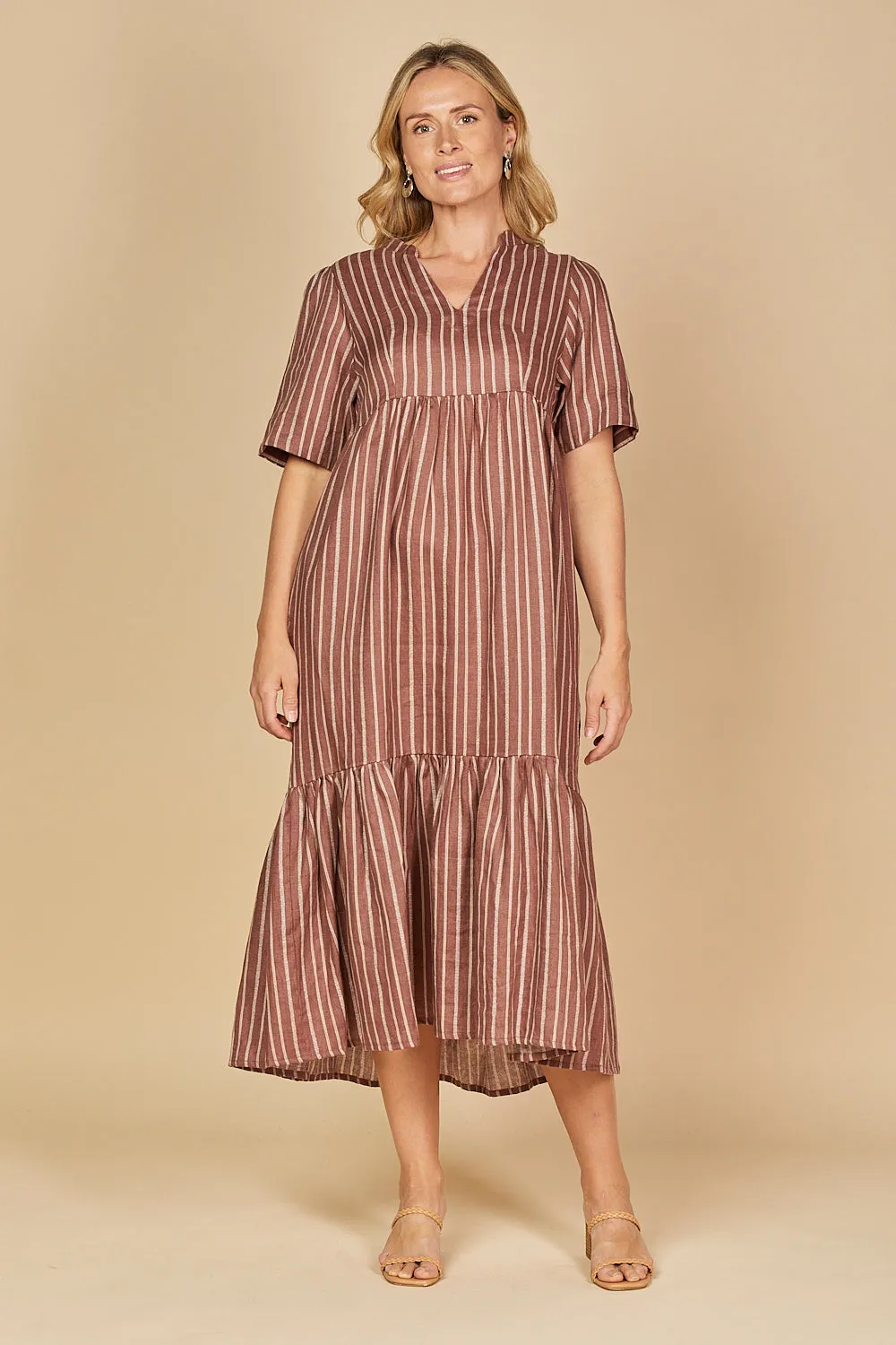 Sabre Linen V-Neck Dress in Nutmeg