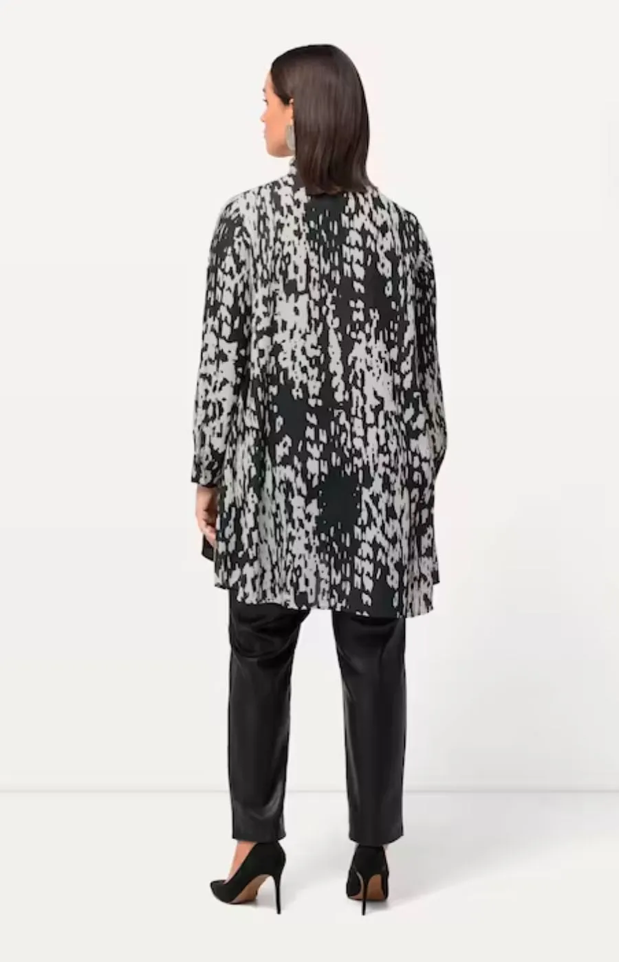 Ulla Popken Tunic in Monochrome Print