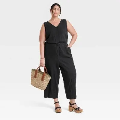 Universal Thread Women's Sleeveless Jumpsuit Casual Relaxed Wide Leg